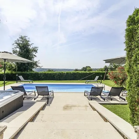 Villa Vernier In - Haus Fuer 6-8 Personen Kringa