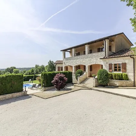 Vernier In - Haus Fuer 6-8 Personen Villa
