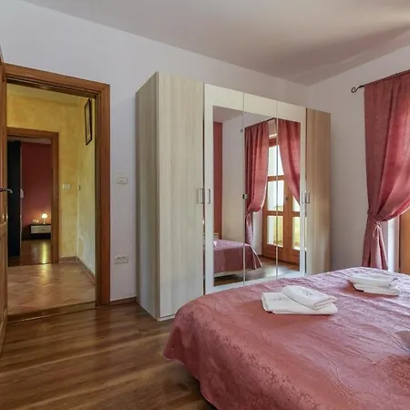 Villa Vernier In - Haus Fuer 6-8 Personen