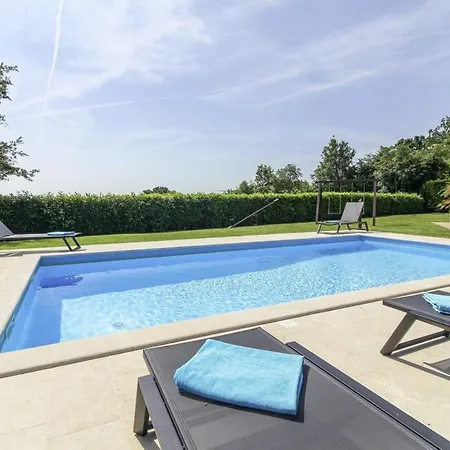Villa Vernier In - Haus Fuer 6-8 Personen Kringa